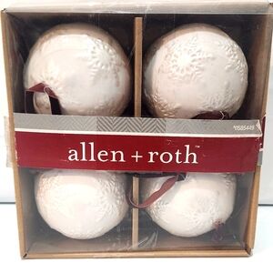 ALLEN + ROTH WHITE 4 BALL CHRISTMAS snowflake TREE ORNAMENTS #0585449